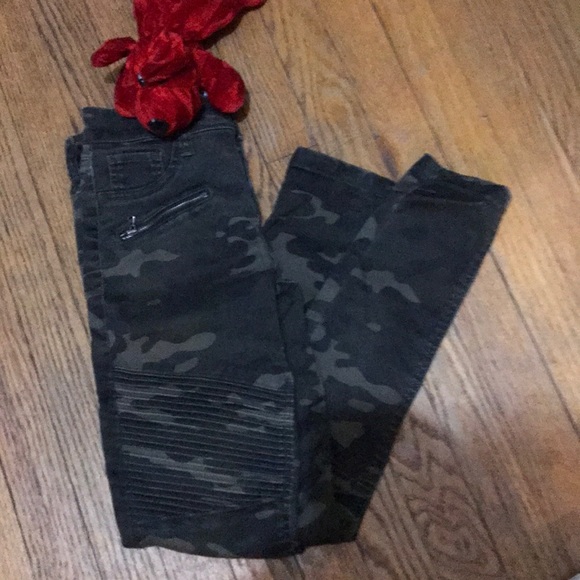 Camouflage Jeans - Picture 5 of 5